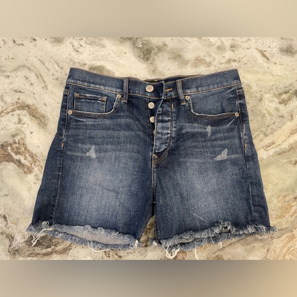 LIKE NEW EXPRESS MIDI VINTAGE HIGH RISE JEAN SHORTS